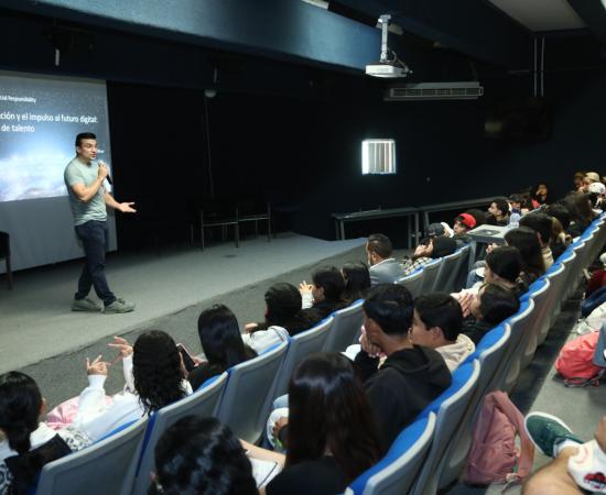 conferencia magistral expoemprende 2025B