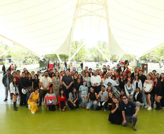 tercer festival de idiomas cuvalles 