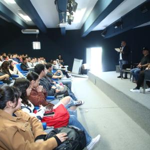 panel empresarios expoemprende